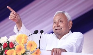 नीतीश कुमार ने MLC पद से दिया इस्तीफा, CM बने रहेंगे या नहीं? बिहार की राजनीति में हलचल