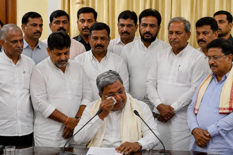 सीएम पद छोड़ते ही भावुक हुए सिद्धारमैया, बोले- कभी नहीं बन पाता मुख्यमंत्री...