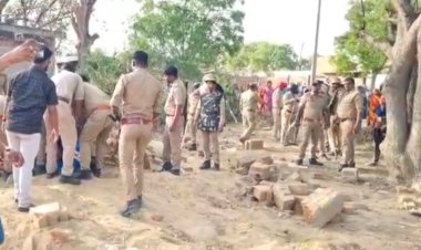 अंबेडकर प्रतिमा विवाद में पुलिस पर पथराव